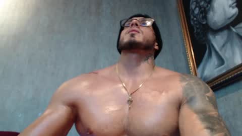 Snapshot of erossteel chatting on January 10, 2025, 1:21 am erossteel online show from January 10, 2025, 1:21 am