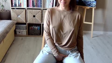 Snapshot of erotic_vibe chatting on September 28, 2025, 7:47 am Melissa online show from September 28, 2025, 7:47 am