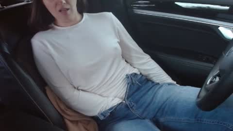 Snapshot of erotic_vibe chatting on October 12, 2025, 8:02 am Melissa online show from October 12, 2025, 8:02 am