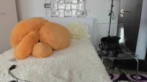 Snapshot of eroticsensualkitty4u chatting on February 26, 2025, 11:30 am eroticsensualkitty4u online show from February 26, 2025, 11:30 am