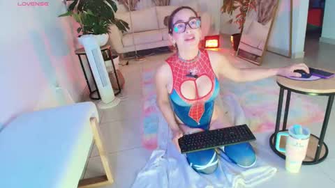 Snapshot of erotik_lady chatting on October 13, 2025, 11:05 pm TINY online show from October 13, 2025, 11:05 pm