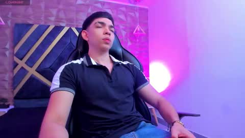 Eryon online show from October 5, 2025, 4:38 pm