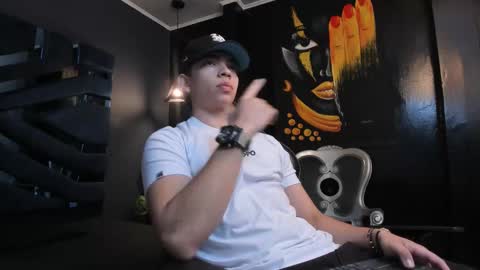 Eryon online show from October 15, 2025, 11:21 am