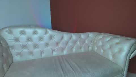 Eryx online show from September 18, 2025, 2:52 pm