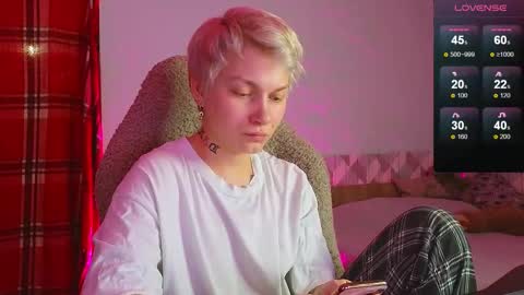 Snapshot of esajukyy chatting on December 27, 2024, 11:50 am esajukyy online show from December 27, 2024, 11:50 am