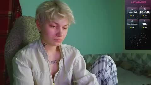 Snapshot of esajukyy chatting on December 30, 2024, 9:59 am esajukyy online show from December 30, 2024, 9:59 am