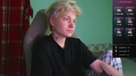 Snapshot of esajukyy chatting on December 30, 2024, 1:03 pm esajukyy online show from December 30, 2024, 1:03 pm