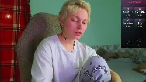 Snapshot of esajukyy chatting on January 6, 2025, 2:58 am esajukyy online show from January 6, 2025, 2:58 am