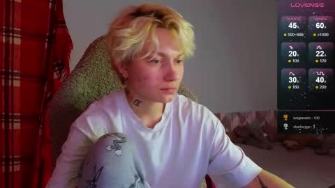 Snapshot of esajukyy chatting on February 12, 2025, 6:51 pm esajukyy online show from February 12, 2025, 6:51 pm