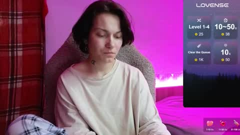 Snapshot of esajukyy chatting on September 15, 2025, 2:28 pm esajukyy online show from September 15, 2025, 2:28 pm