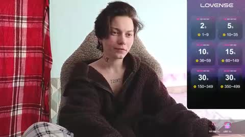 Snapshot of esajukyy chatting on October 1, 2025, 8:20 am esajukyy online show from October 1, 2025, 8:20 am