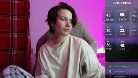 Snapshot of esajukyy chatting on October 2, 2025, 11:28 am esajukyy online show from October 2, 2025, 11:28 am