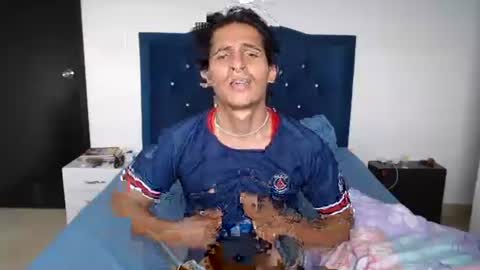 Snapshot of escanor_legendary chatting on January 20, 2025, 8:29 pm Scanor online show from January 20, 2025, 8:29 pm