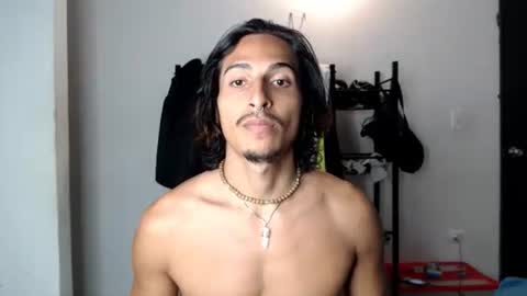 Snapshot of escanor_legendary chatting on December 1, 2025, 11:10 pm Scanor online show from December 1, 2025, 11:10 pm