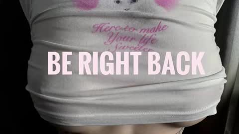 Snapshot of eshcka chatting on September 9, 2025, 5:18 am Megan and Brad online show from September 9, 2025, 5:18 am