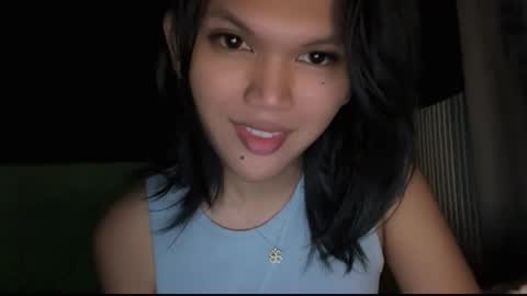 Snapshot of esilchan chatting on November 23, 2025, 3:39 am Chelliane online show from November 23, 2025, 3:39 am