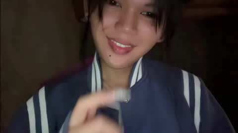 Snapshot of esilchan chatting on December 14, 2025, 4:07 am Chelliane online show from December 14, 2025, 4:07 am