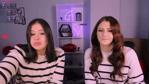 esma_shine online show from November 22, 2025, 8:19 pm