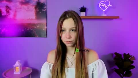Snapshot of esme_moore_ chatting on October 7, 2025, 9:39 am esme_moore_ online show from October 7, 2025, 9:39 am