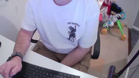 Snapshot of essex_wild chatting on December 15, 2024, 10:50 am Morph online show from December 15, 2024, 10:50 am