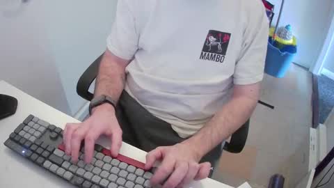 Snapshot of essex_wild chatting on March 7, 2025, 12:34 pm Morph online show from March 7, 2025, 12:34 pm