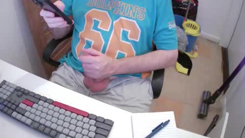 Snapshot of essex_wild chatting on November 13, 2025, 9:25 pm Morph online show from November 13, 2025, 9:25 pm