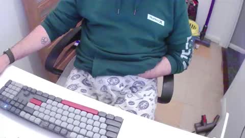 Snapshot of essex_wild chatting on November 19, 2025, 9:59 pm Morph online show from November 19, 2025, 9:59 pm