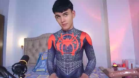 Esteban online show from October 5, 2025, 1:09 pm