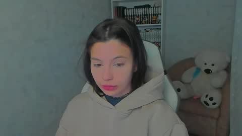 Ester online show from February 17, 2025, 3:15 am