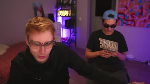 LOUIS online show from September 15, 2025, 3:17 am