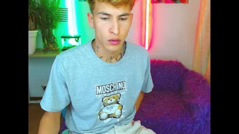 Snapshot of estrellita__jordan chatting on February 11, 2025, 1:52 am JORDAN online show from February 11, 2025, 1:52 am