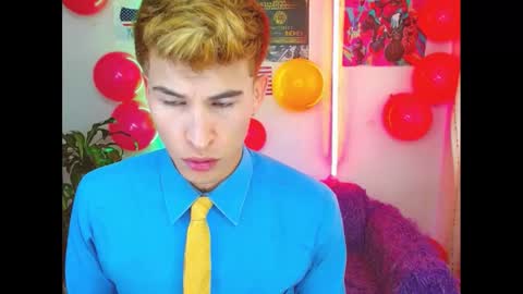 Snapshot of estrellita__jordan chatting on February 14, 2025, 4:20 pm JORDAN online show from February 14, 2025, 4:20 pm