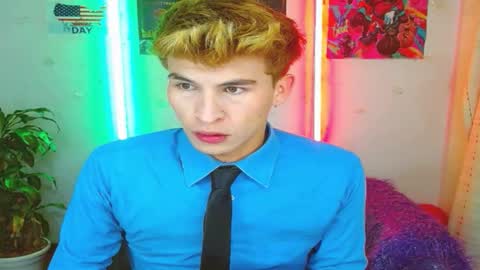 Snapshot of estrellita__jordan chatting on March 8, 2025, 8:55 am JORDAN online show from March 8, 2025, 8:55 am