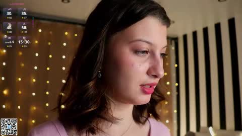 Elsa online show from November 22, 2025, 6:07 pm