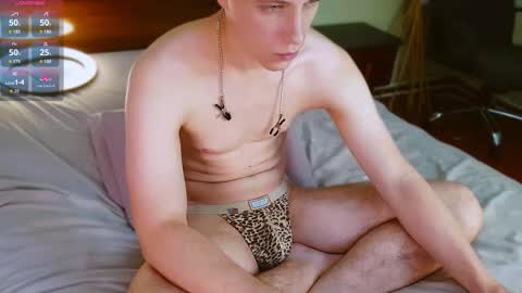 Snapshot of ethan7inches chatting on November 19, 2025, 2:11 am Ethan online show from November 19, 2025, 2:11 am