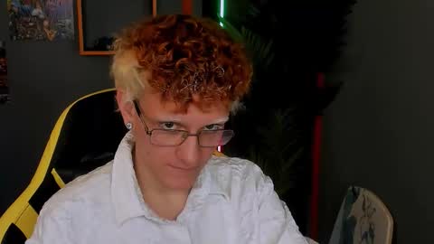 Ethan online show from December 1, 2025, 10:53 am