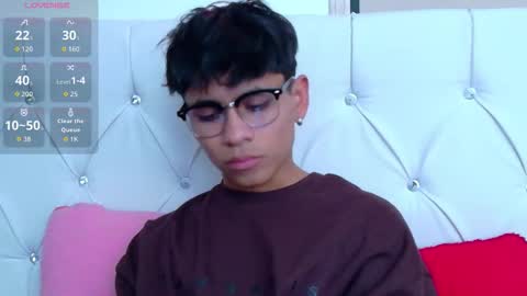 Ethan online show from November 13, 2025, 8:52 pm