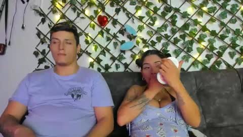 Snapshot of ethanandbrianna chatting on January 5, 2025, 12:52 am ethanandbrianna online show from January 5, 2025, 12:52 am