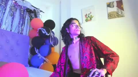 ethanblackwoodd online show from October 31, 2025, 10:00 pm