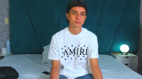 Snapshot of ethanlowell chatting on February 4, 2025, 9:31 pm ethanlowell online show from February 4, 2025, 9:31 pm