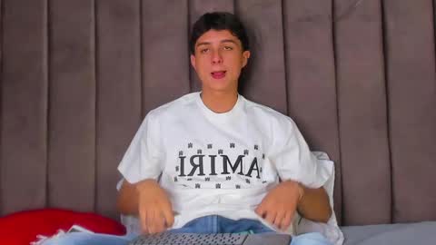 Snapshot of ethanlowell chatting on February 23, 2025, 8:00 pm ethanlowell online show from February 23, 2025, 8:00 pm