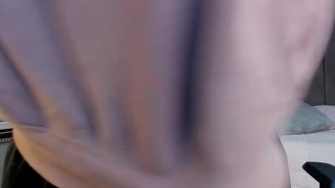 Snapshot of ethanlowell chatting on September 16, 2025, 4:46 am ethanlowell online show from September 16, 2025, 4:46 am