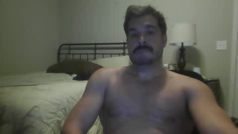 Snapshot of etim33 chatting on November 9, 2025, 8:23 am etim33 online show from November 9, 2025, 8:23 am