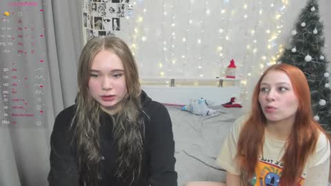 Snapshot of eumomino chatting on January 14, 2025, 4:18 pm Veronica Tiia Lilith left to right online show from January 14, 2025, 4:18 pm