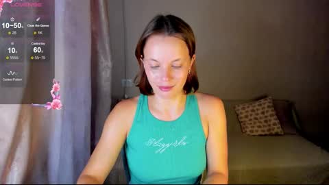 eva_aaaa online show from September 26, 2025, 1:59 pm