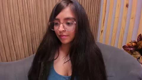 Snapshot of eva_macalliter chatting on February 12, 2025, 9:10 am Angelinne online show from February 12, 2025, 9:10 am