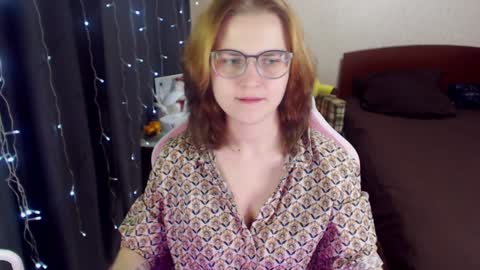 Snapshot of eva_orchid chatting on January 24, 2025, 9:39 am Eva online show from January 24, 2025, 9:39 am
