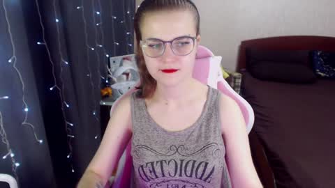 Snapshot of eva_orchid chatting on January 31, 2025, 9:48 am Eva online show from January 31, 2025, 9:48 am