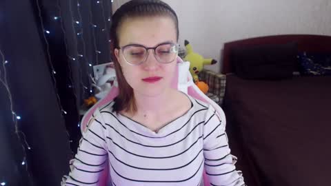 Snapshot of eva_orchid chatting on February 7, 2025, 10:08 am Eva online show from February 7, 2025, 10:08 am