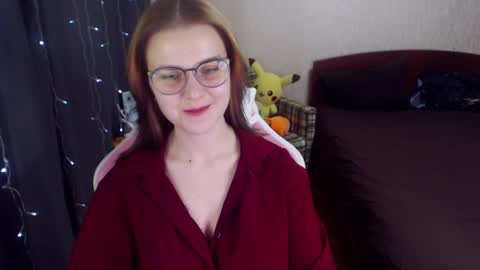 Snapshot of eva_orchid chatting on February 12, 2025, 4:00 pm Eva online show from February 12, 2025, 4:00 pm